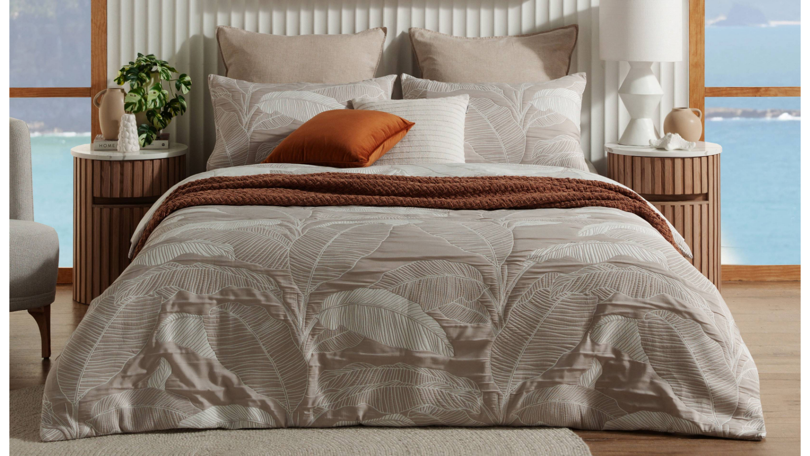 L'Avenue Palmira Mocha Quilt Cover Set - Queen