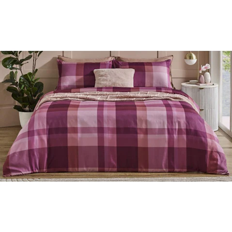 L'Avenue Madelyn Quilt Cover Set