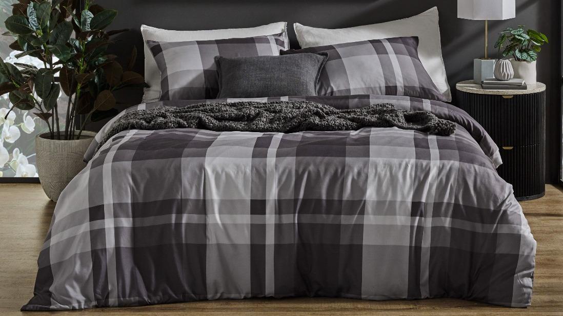 L'Avenue Grayson Quilt Cover Set - Super King