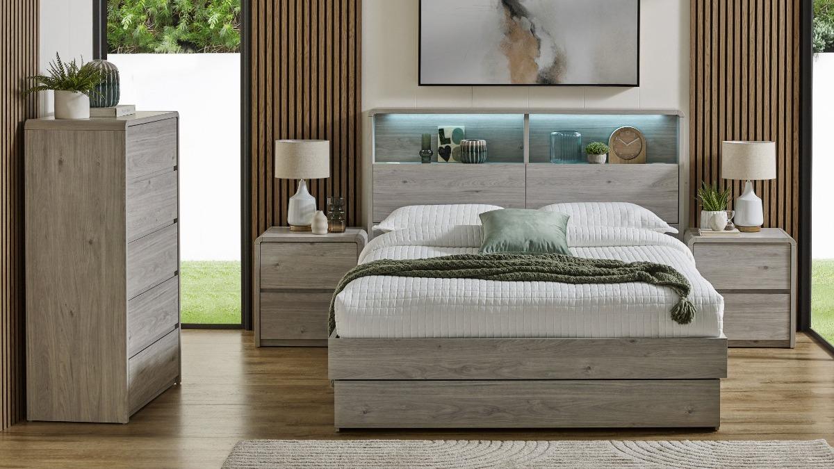 Avalon 3-Drawer Light Grey Bed - King