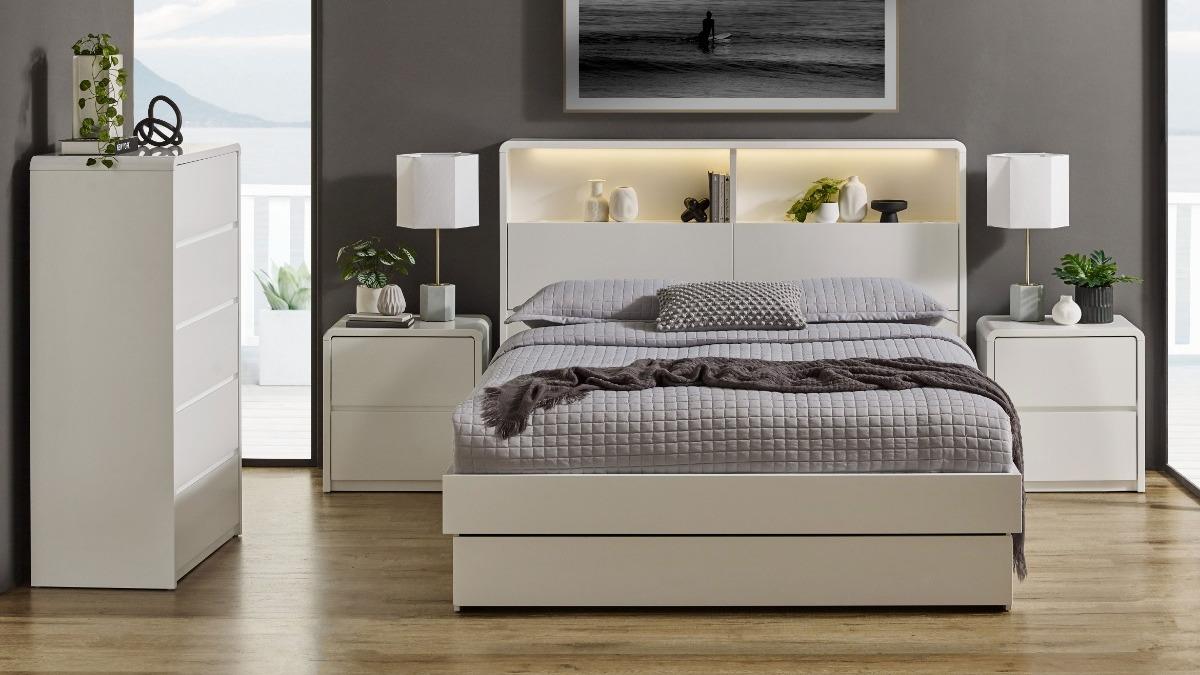 Avalon 3-Drawer Ivory White Bed - King