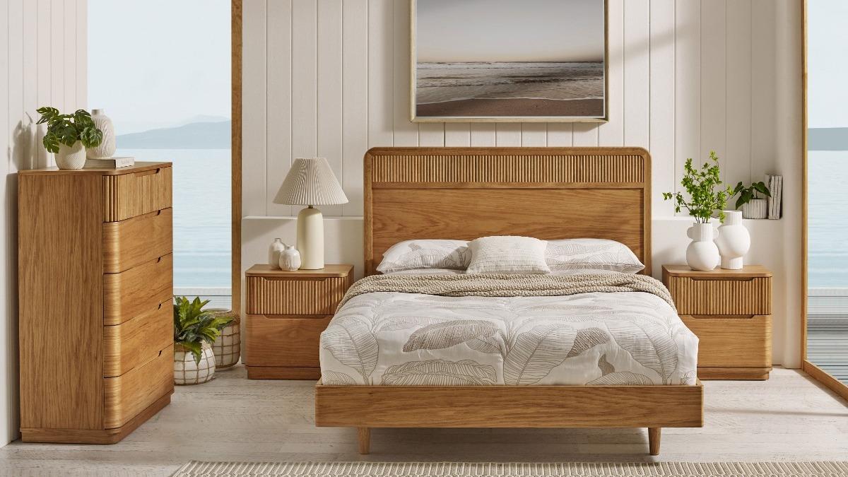 Griffin Bed - Queen