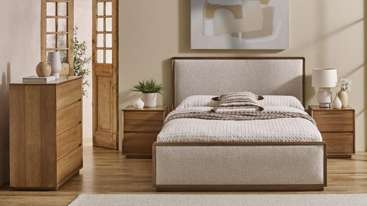Antony Bed - King