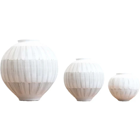 Vertue Old World Pot Arabesque Vase