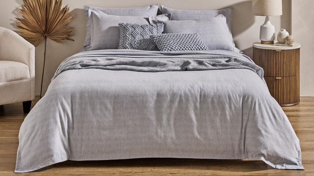 L'Avenue Heather Flannelette Grey Quilt Cover Set - Queen