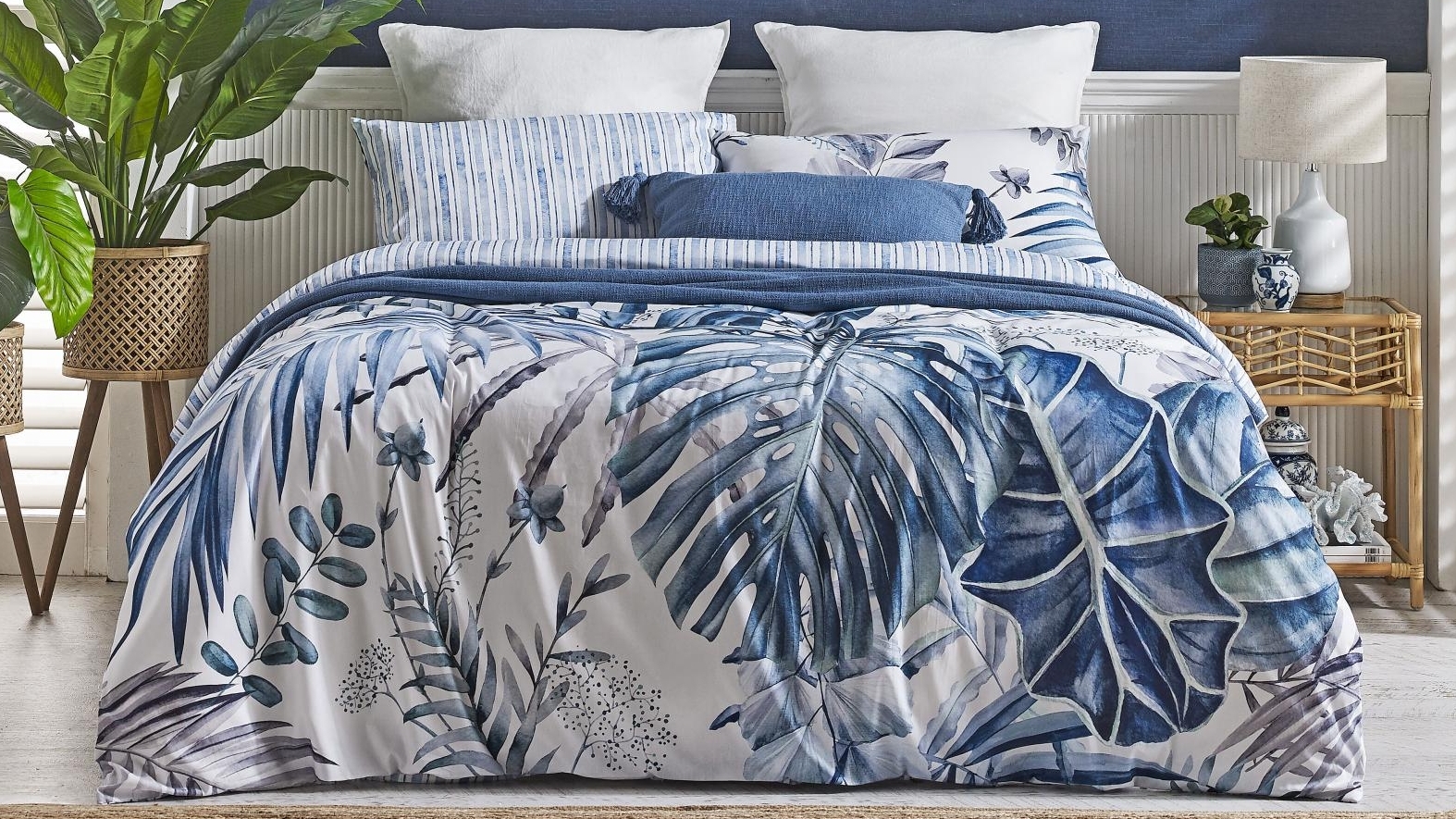 L'Avenue Tropea Blue Quilt Cover Set