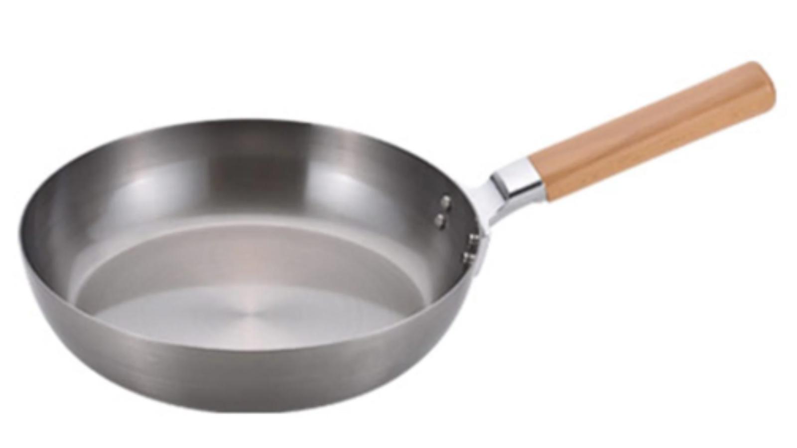 Chitose Iron Wooden Handle Frying Pan - 16cm