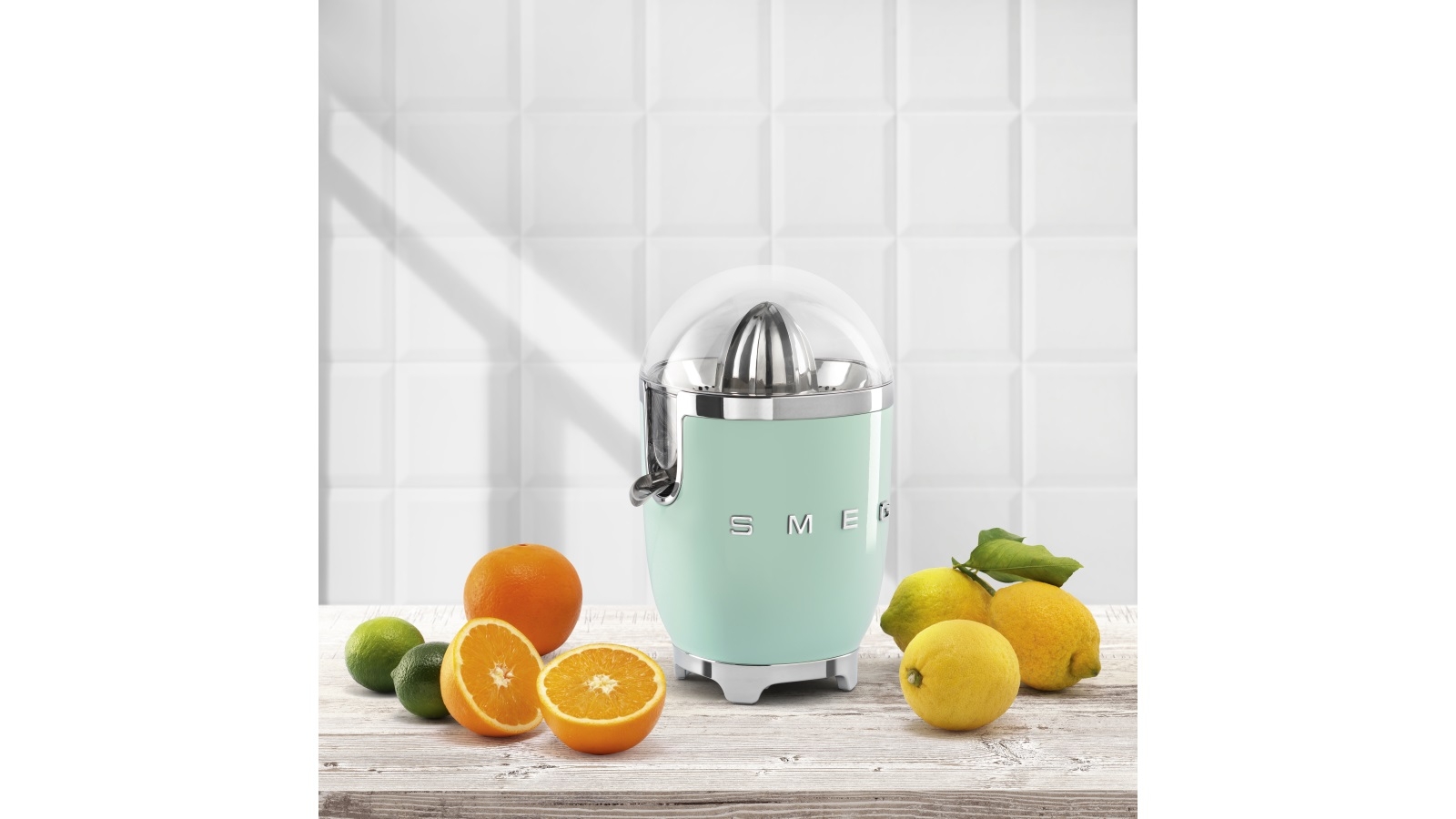 Smeg 50's Style Citrus Juicer Pastel Green Harvey Norman