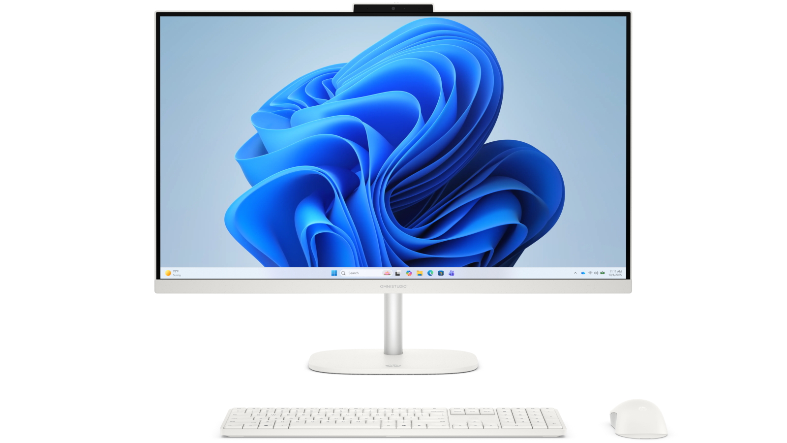 HP OmniStudio 27-inch Core 7-240H/16GB/512GB SSD All-in-One Desktop - Cotton White