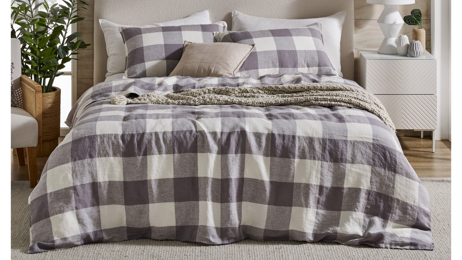 L'Avenue Marvin Grey Quilt Cover Set - Super King