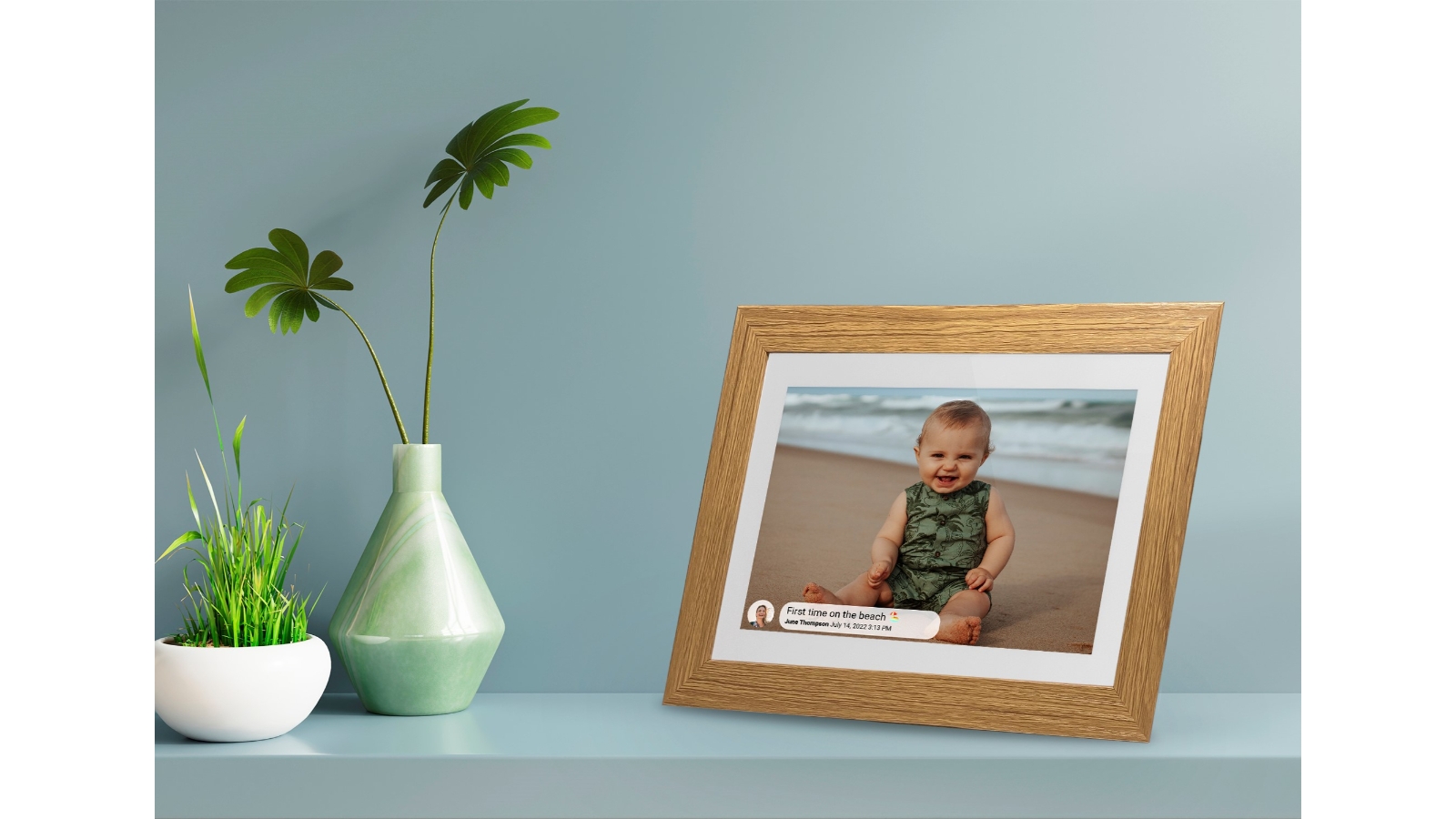 Jackson Frameo 7inch WiFi Digital Photo Frame White with Oak Frame