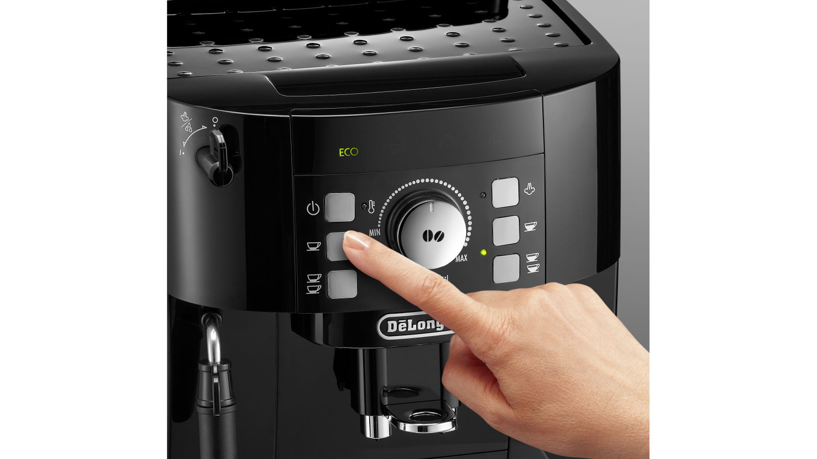 De Longhi Magnifica Fully Automatic Coffee Machine Black