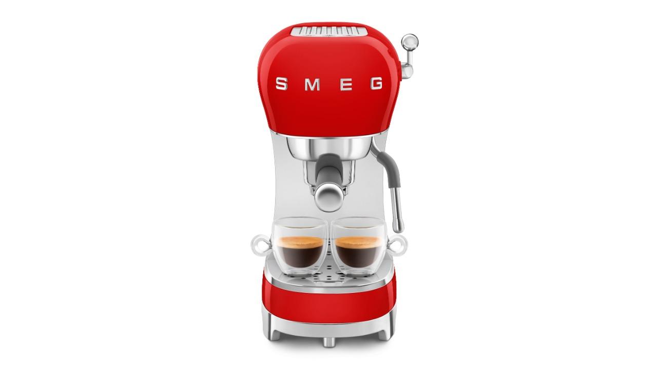 Smeg 50's Style Manual Coffee Machine - Red