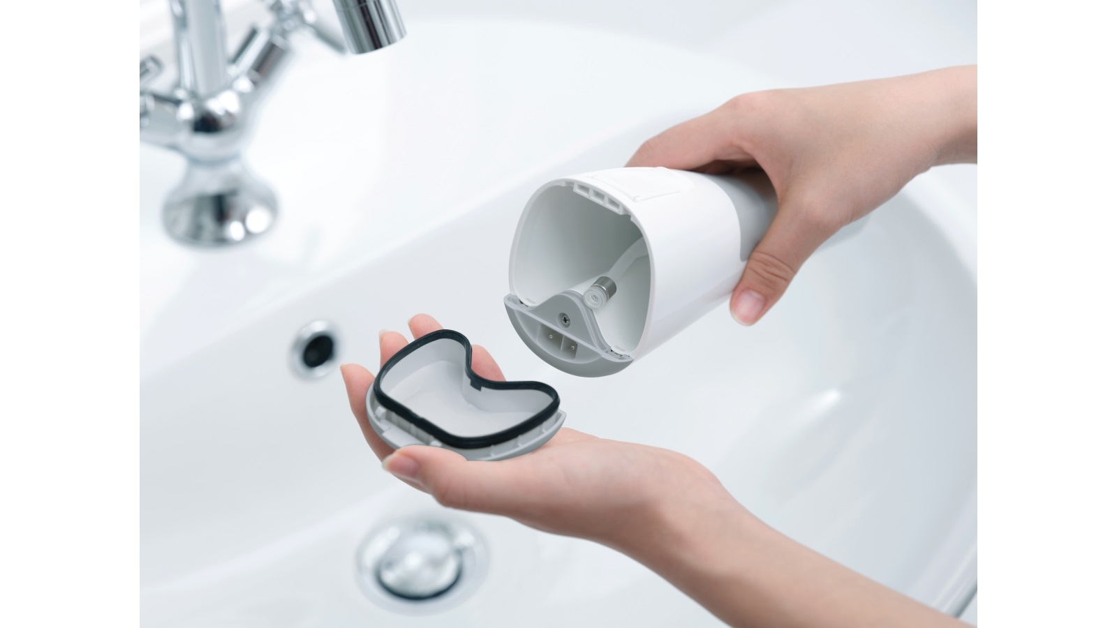 Panasonic Portable Ultrasonic Flosser Harvey Norman