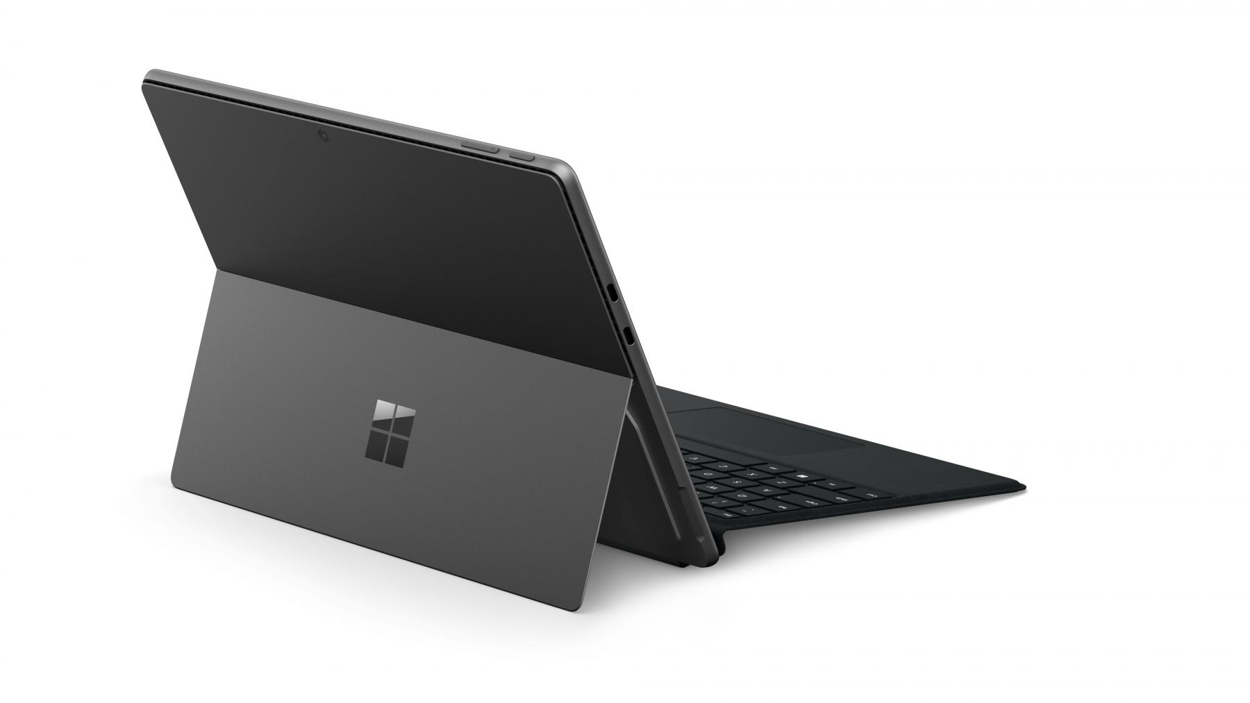 Microsoft Surface Pro 9 13-inch i5/8GB/256GB SSD 2 in 1 Device