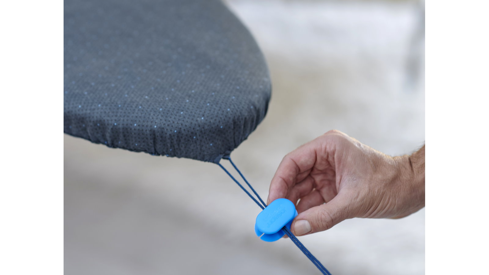 Asse da stiro Joseph Joseph Glide Easy-Store 130 cm, Jonathan Lawes