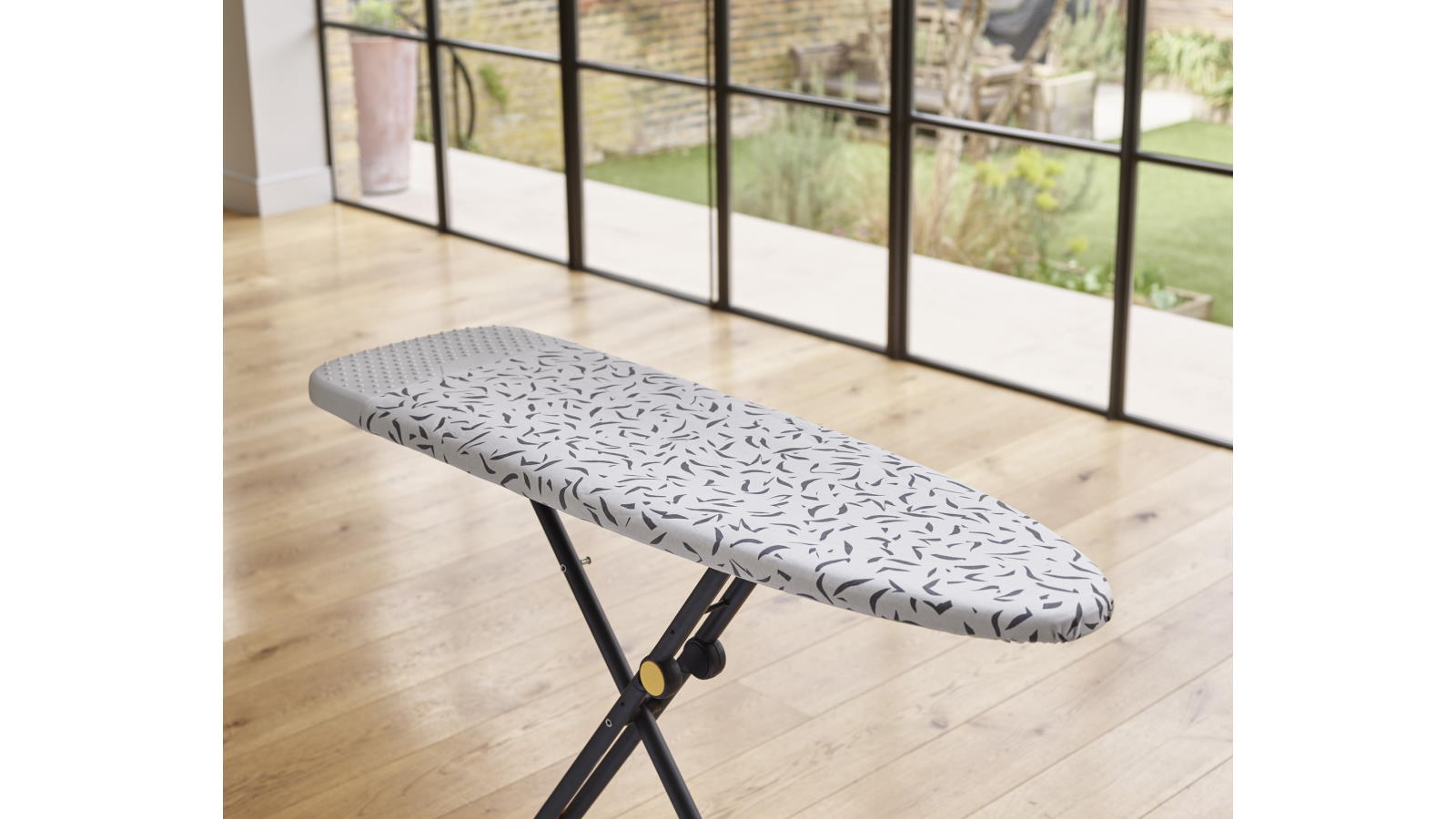Joseph Joseph Glide Plus 130cm Easystore Ironing Board with Advanced