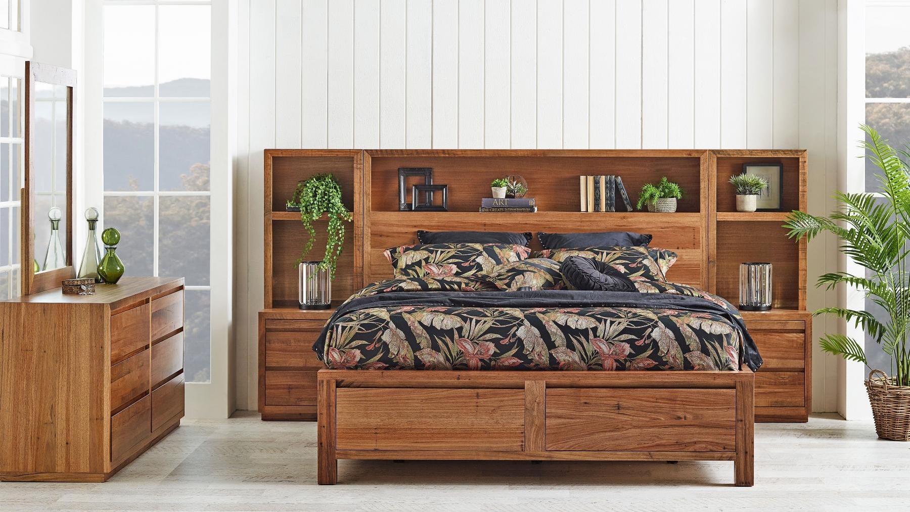 Gallery Bed - King