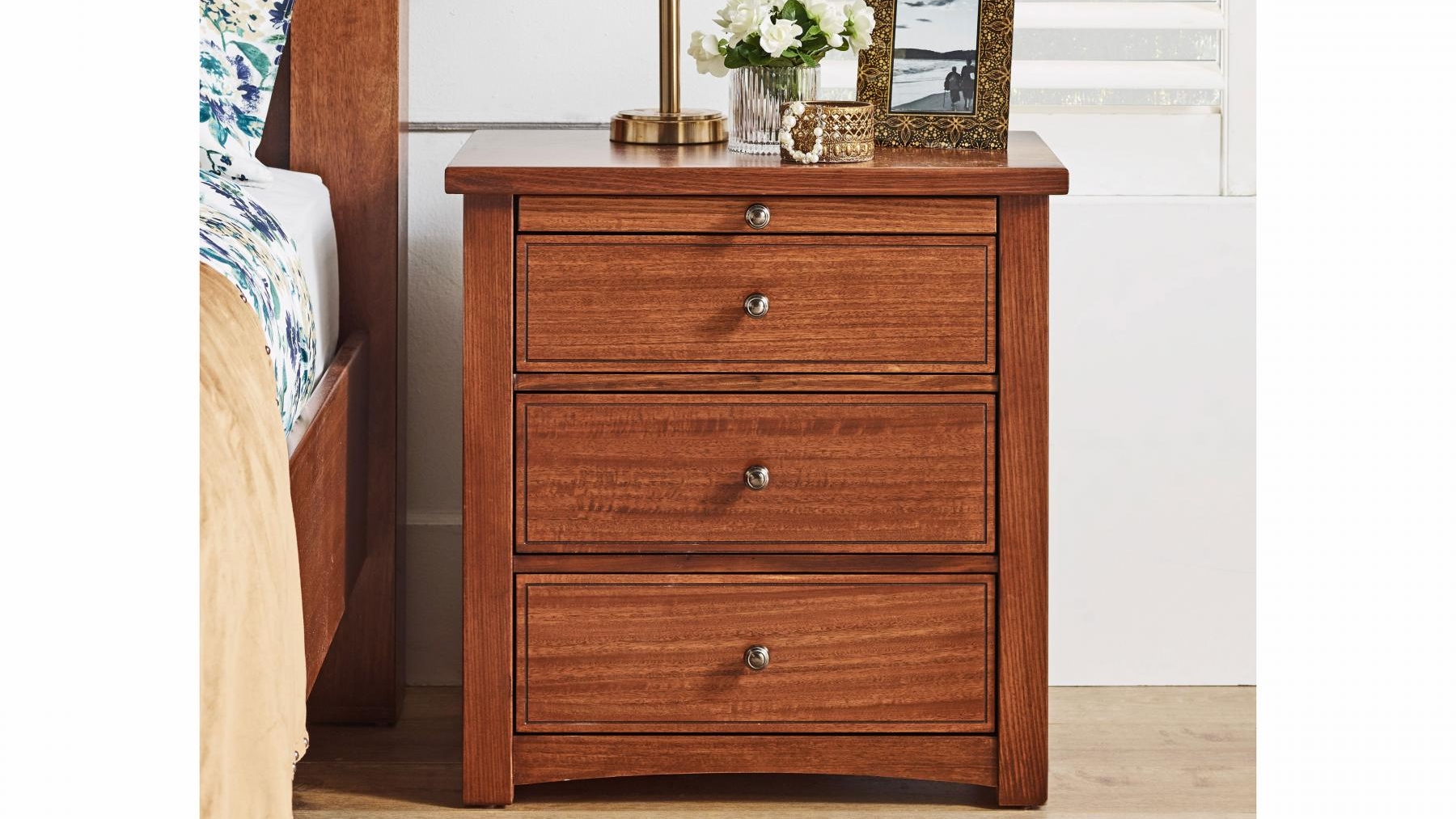 Daylesford 3-Drawer Bedside Table