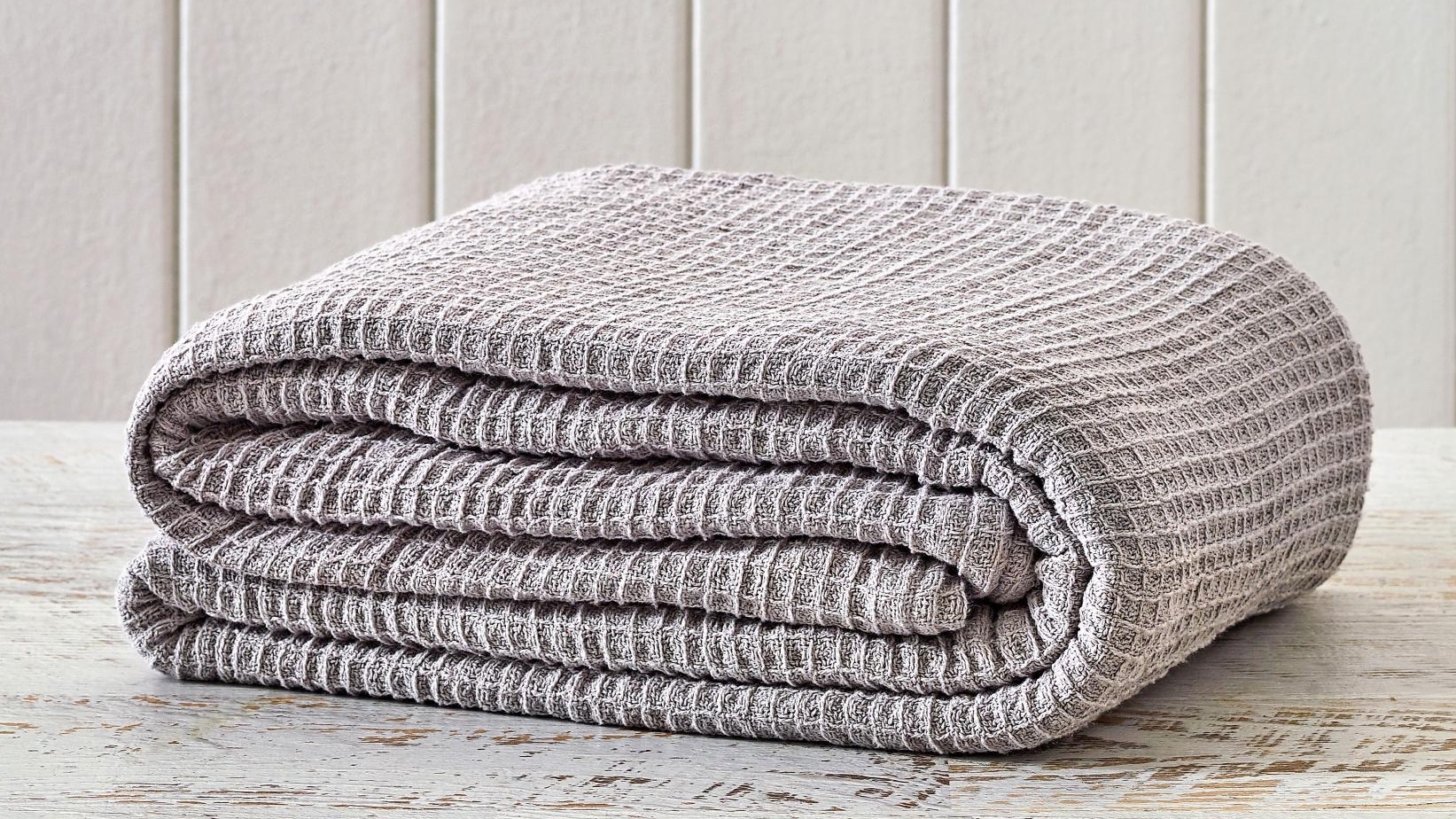 L'Avenue Cotton Waffle Silver Blanket | Harvey Norman