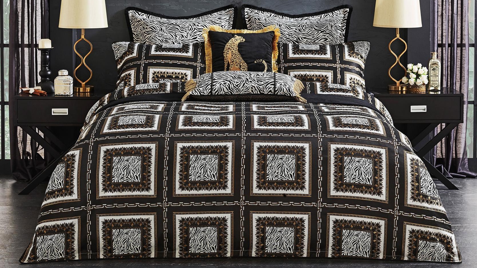 Piazza Gold Quilt Cover Set - Queen