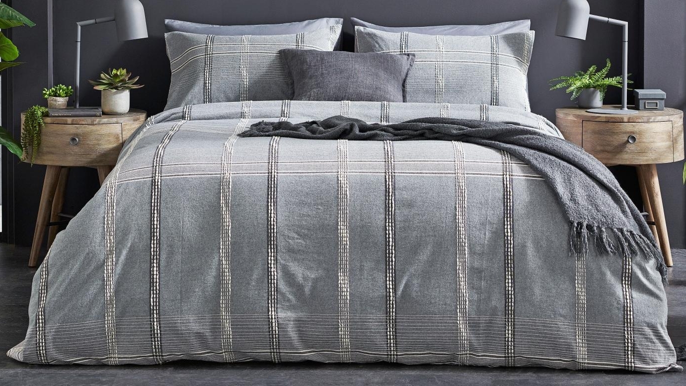 L'Avenue Westbury Quilt Cover Set
