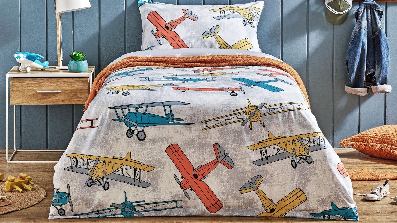 Vintage Planes Quilt Cover Set 