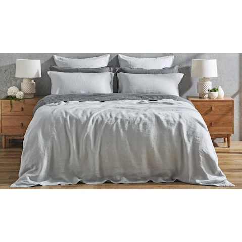 L'Avenue Pure Linen Silver Quilt Cover Set