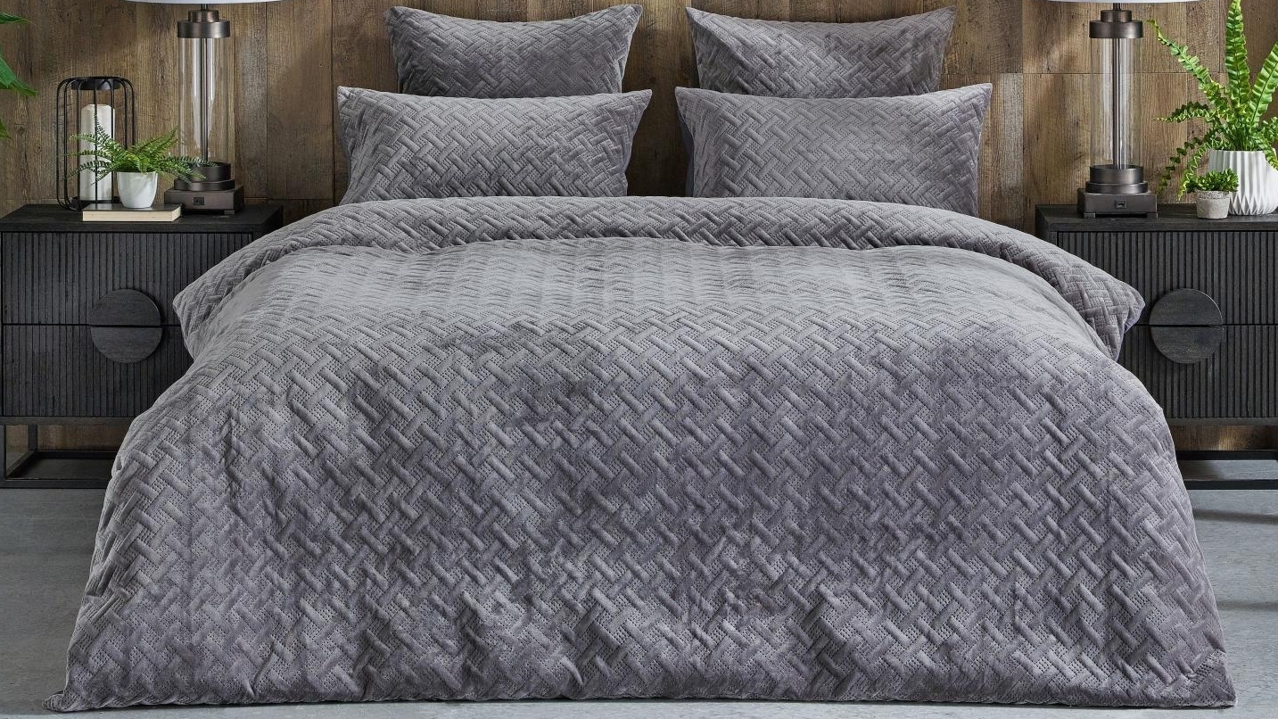L'Avenue Elliot Charcoal Quilt Cover Set 