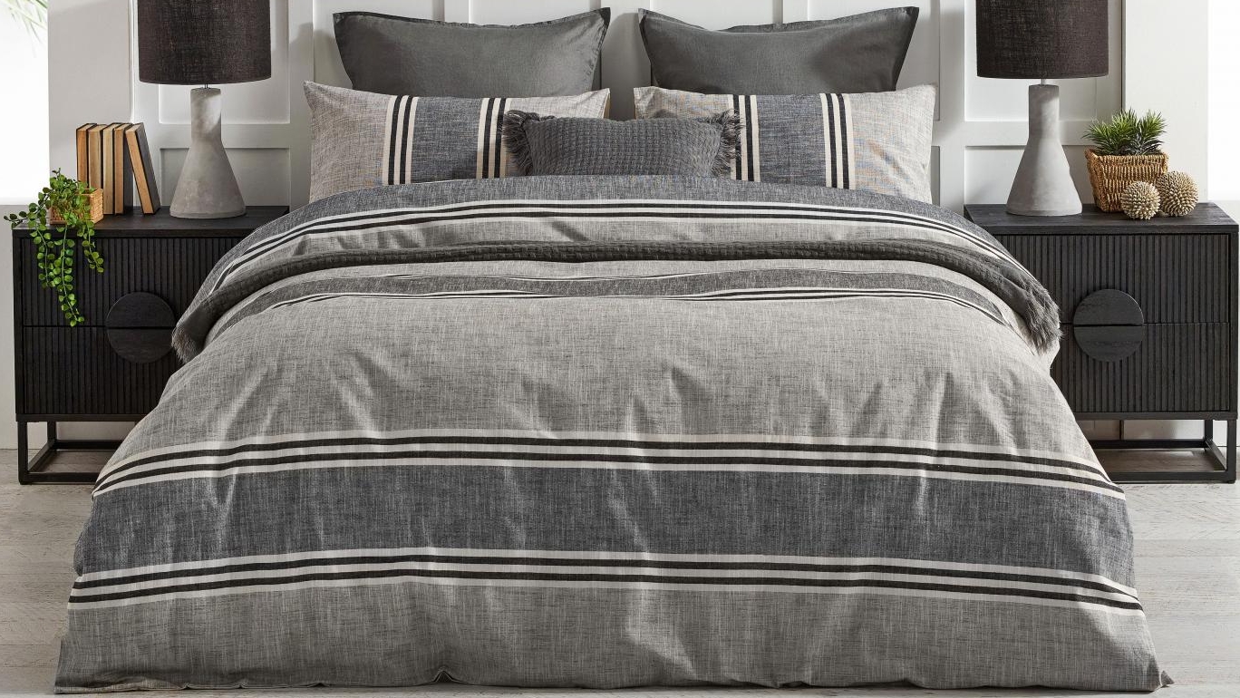 Balham Black Quilt Cover Set - Queen