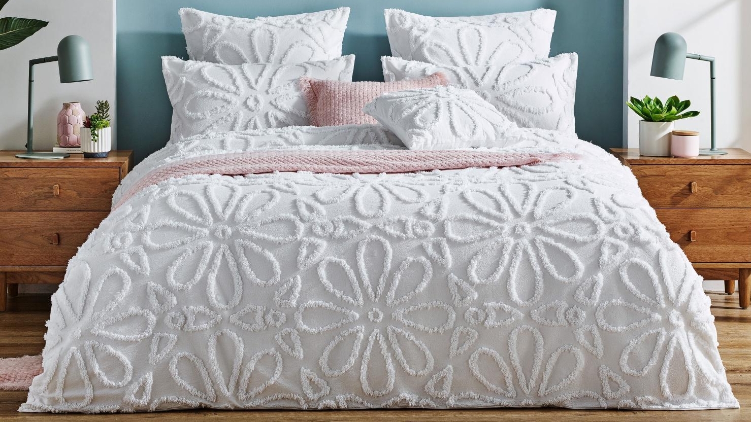 L Avenue Lendini White Quilt Cover Set