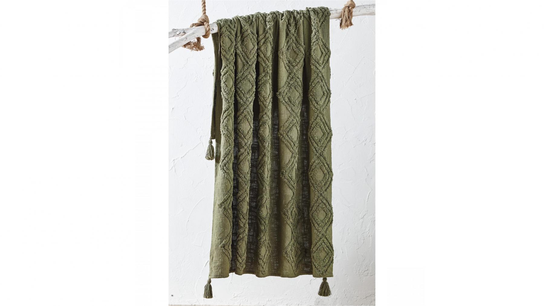 L'Avenue Atmosphere Olive Throw