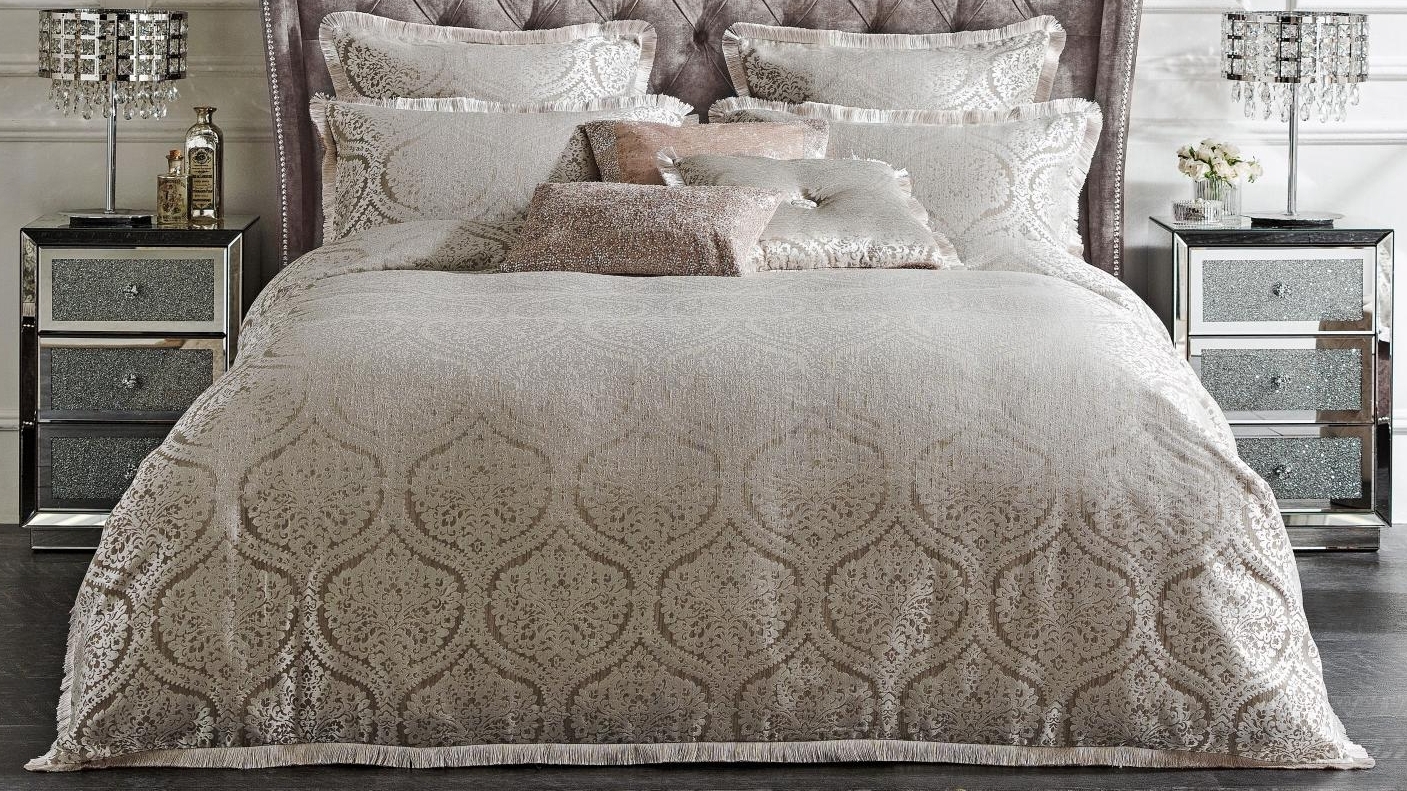 Baroque Silver Quilt Cover Set