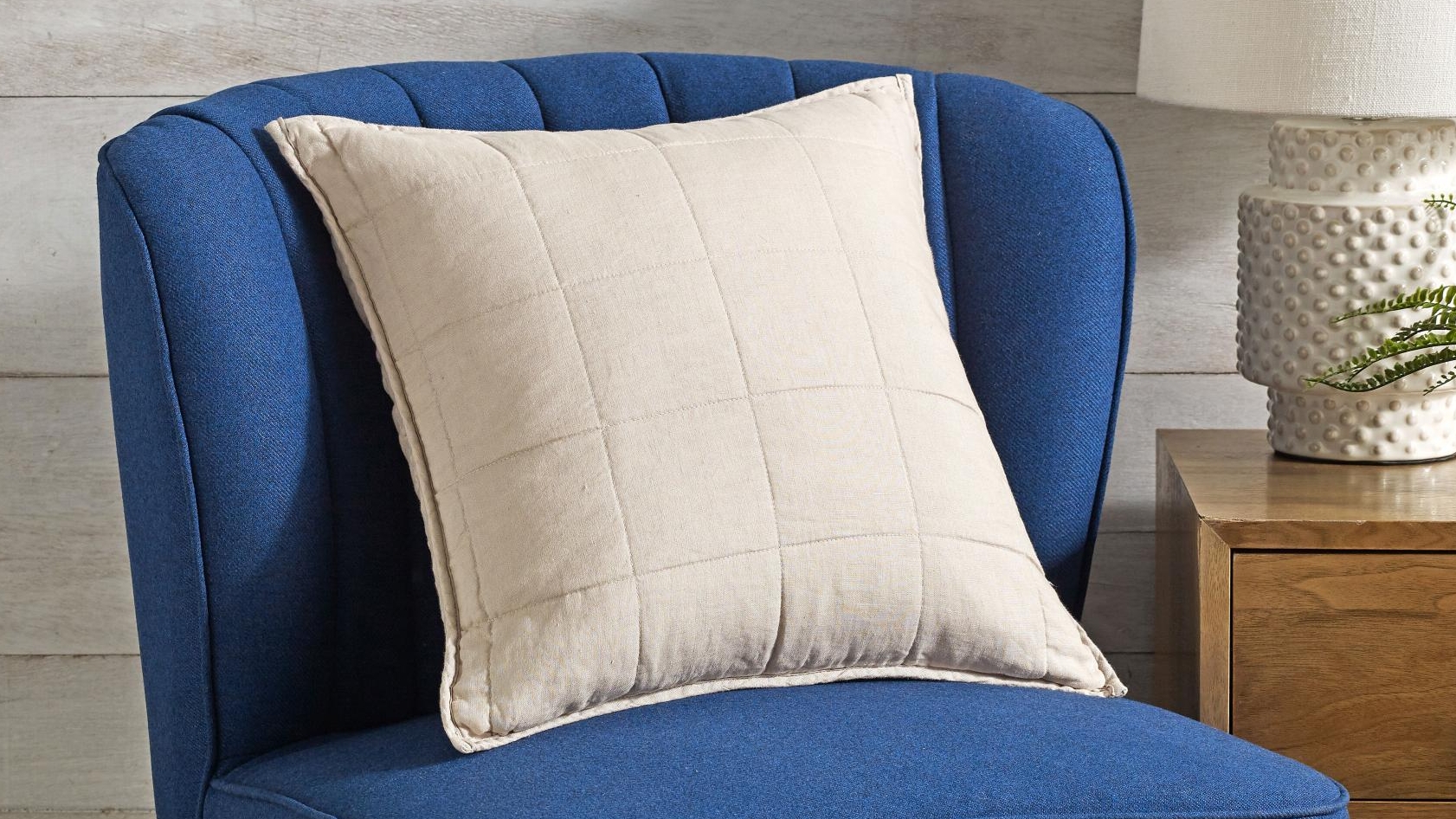L'Avenue Linen Cushion
