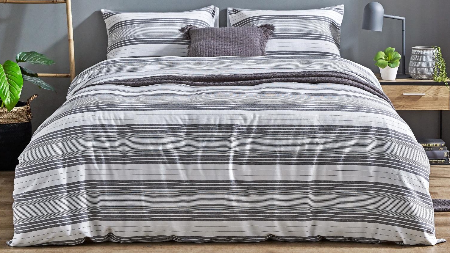 L'Avenue Dixon Grey Quilt Cover Set - Single