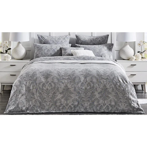L'Avenue Luxury Henrietta Silver Quilt Cover Set