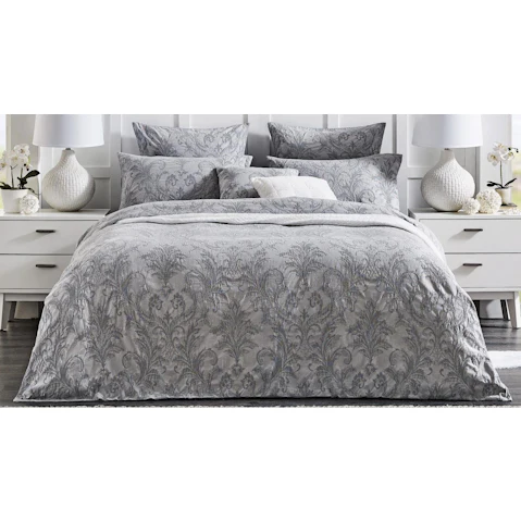 L'Avenue Luxury Henrietta Silver Quilt Cover Set - Queen