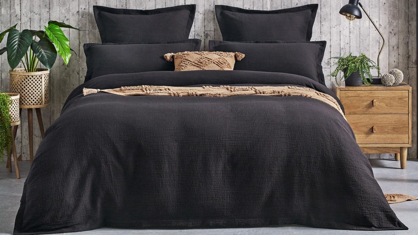L'Avenue Memphis Jet Quilt Cover Set - King