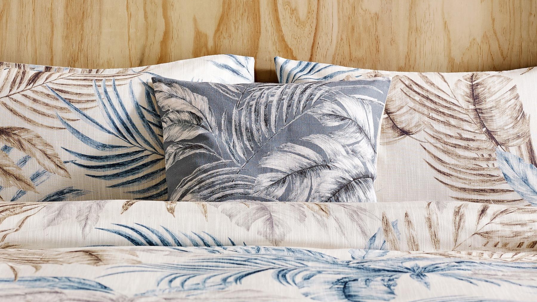 Aloha Cushion