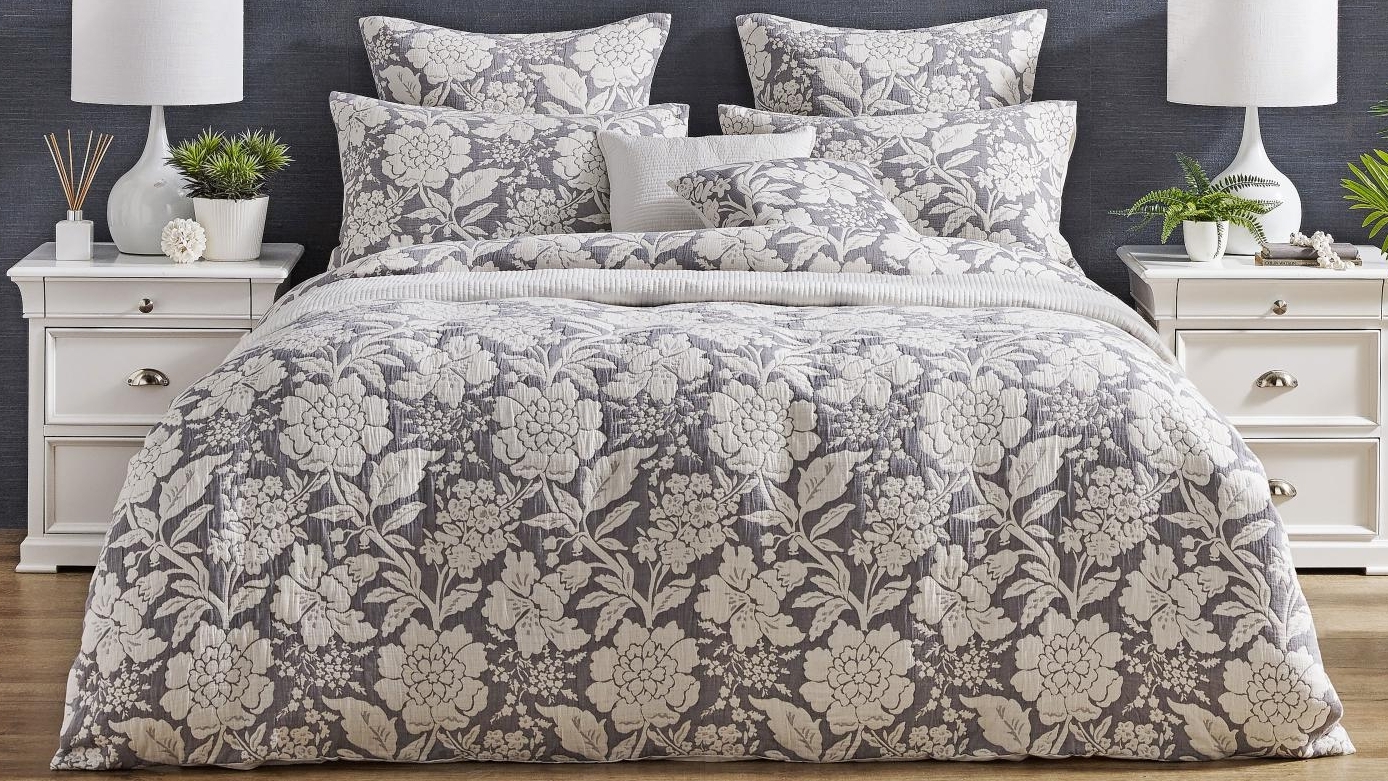 L'Avenue Luxury Delaney Quilt Cover Set - King