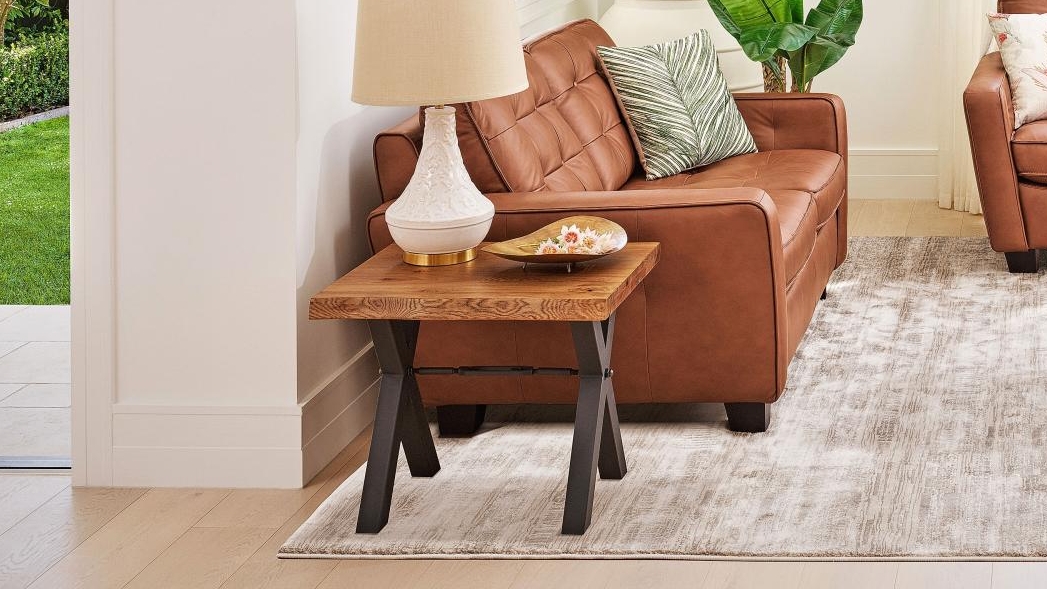 Java Lamp Table