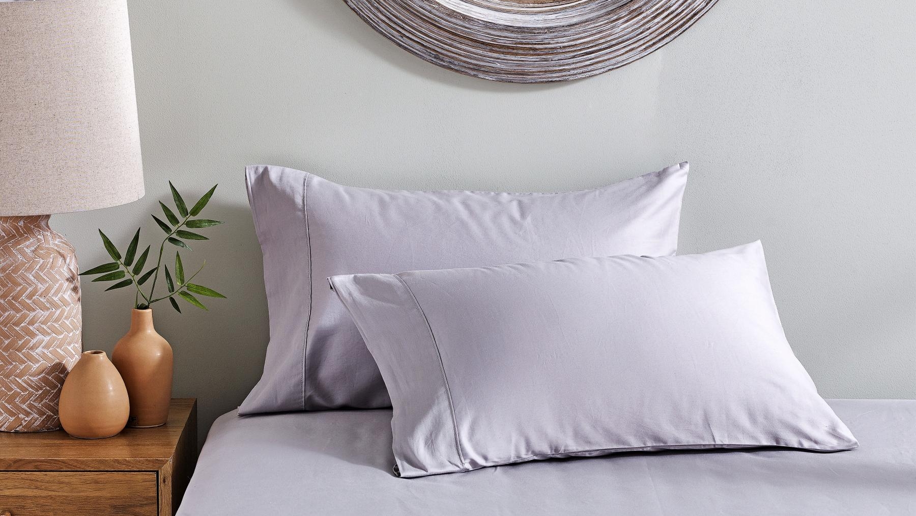 L'Avenue 300 Thread Count Silver Standard Pillowcase Set