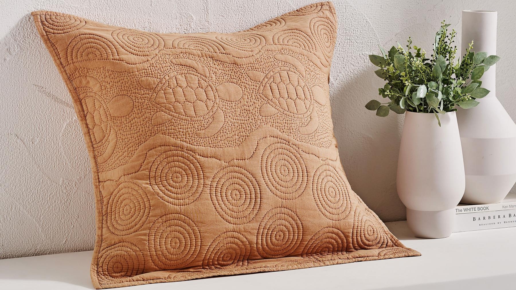 Ngunandhira Turtles Brick European Pillowcase