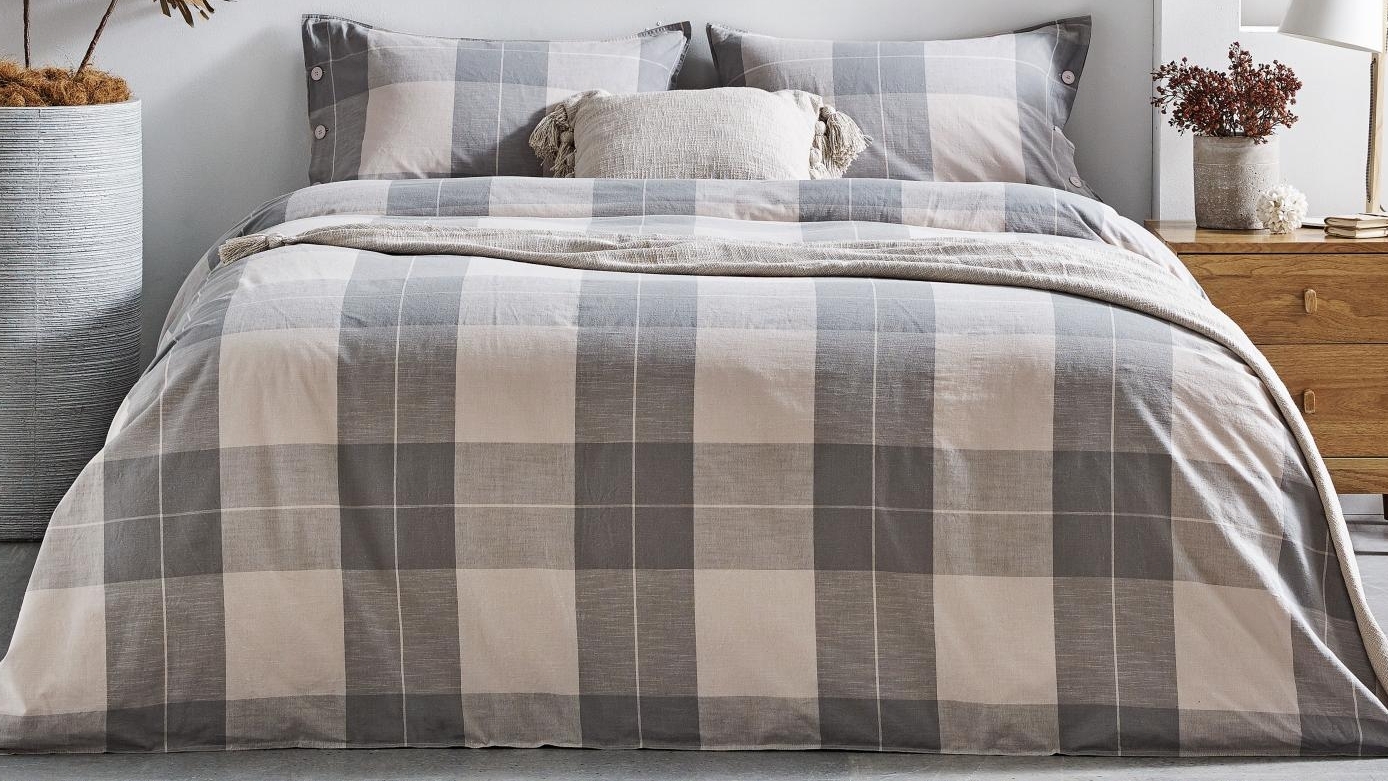 L'Avenue Dawson Grey Quilt Cover Set - Super King