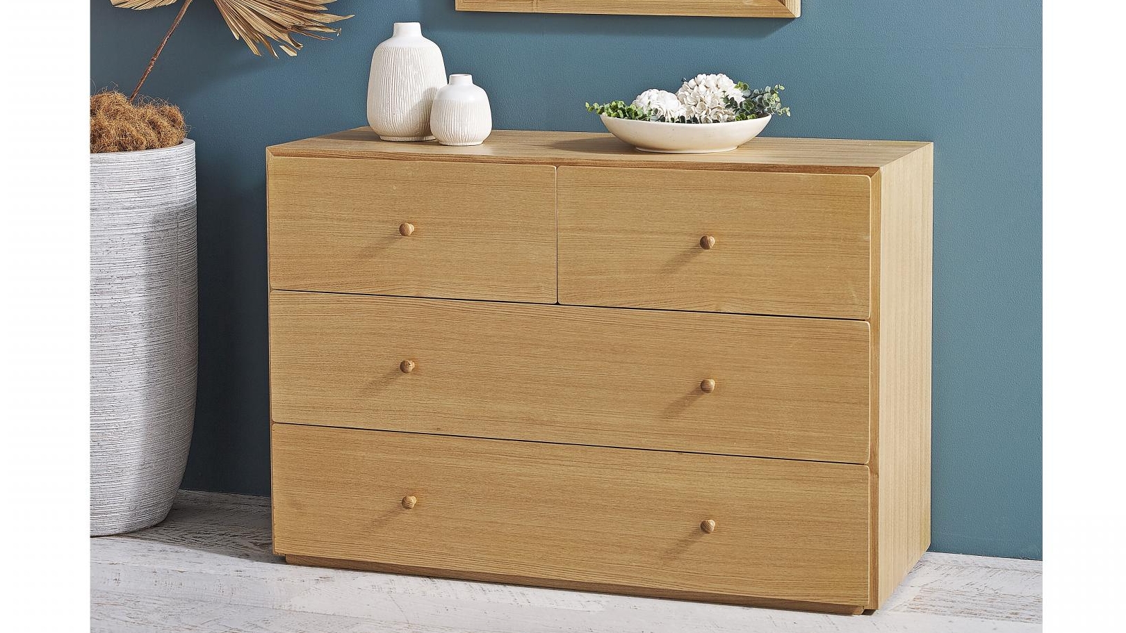 Gambia 4-Drawer Dresser