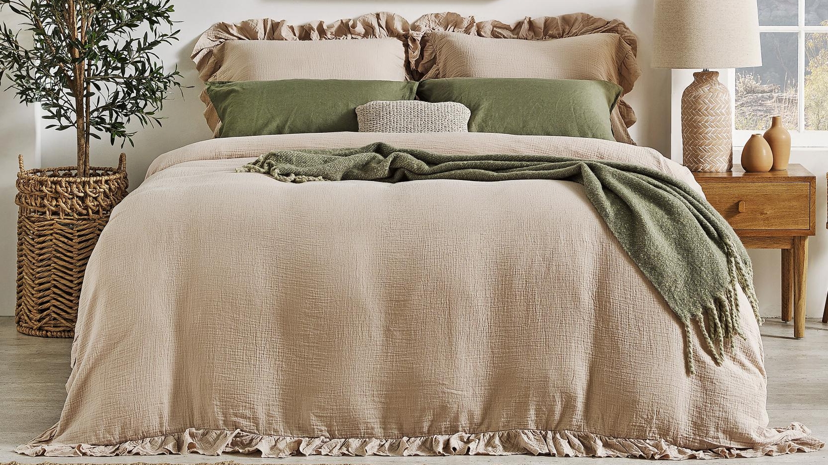 L'Avenue Luxury Elaine Stone Quilt Cover Set - Single