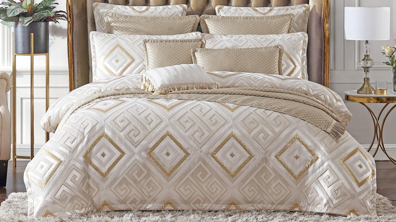 Santos Snow Quilt Cover Set