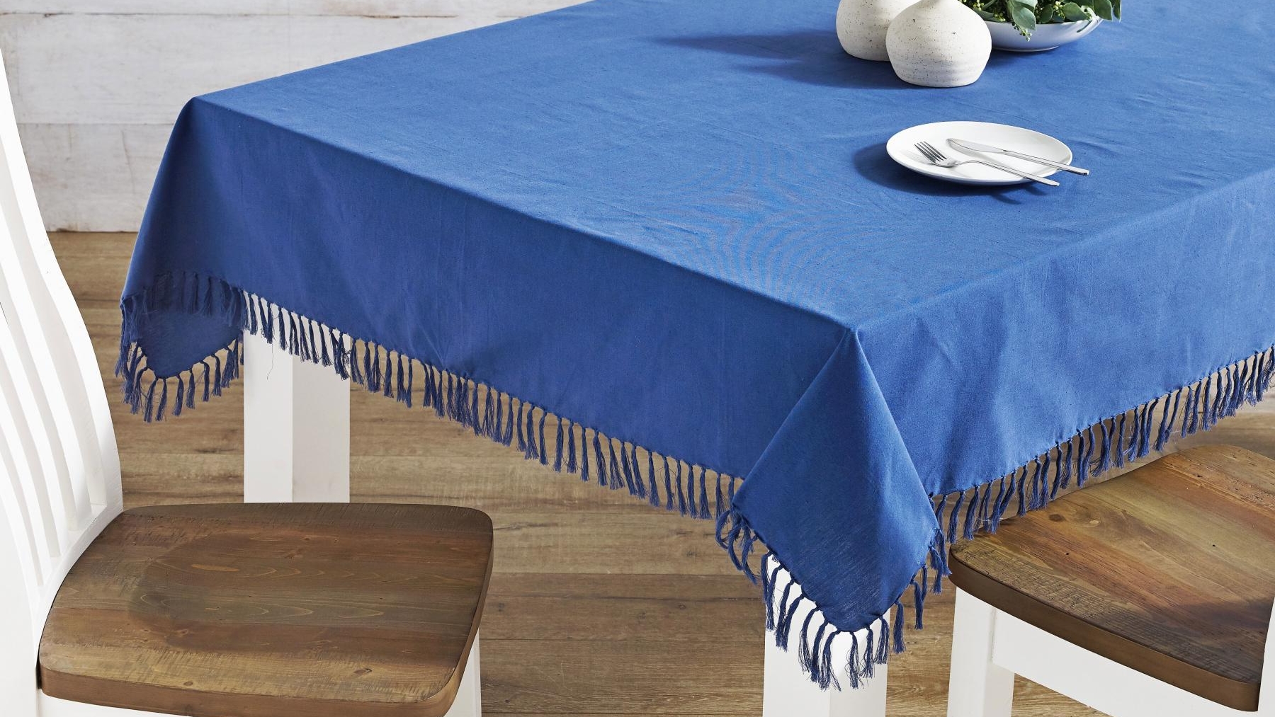 L'Avenue Fringed Blue Tablecloth - 150 x 230cm_x