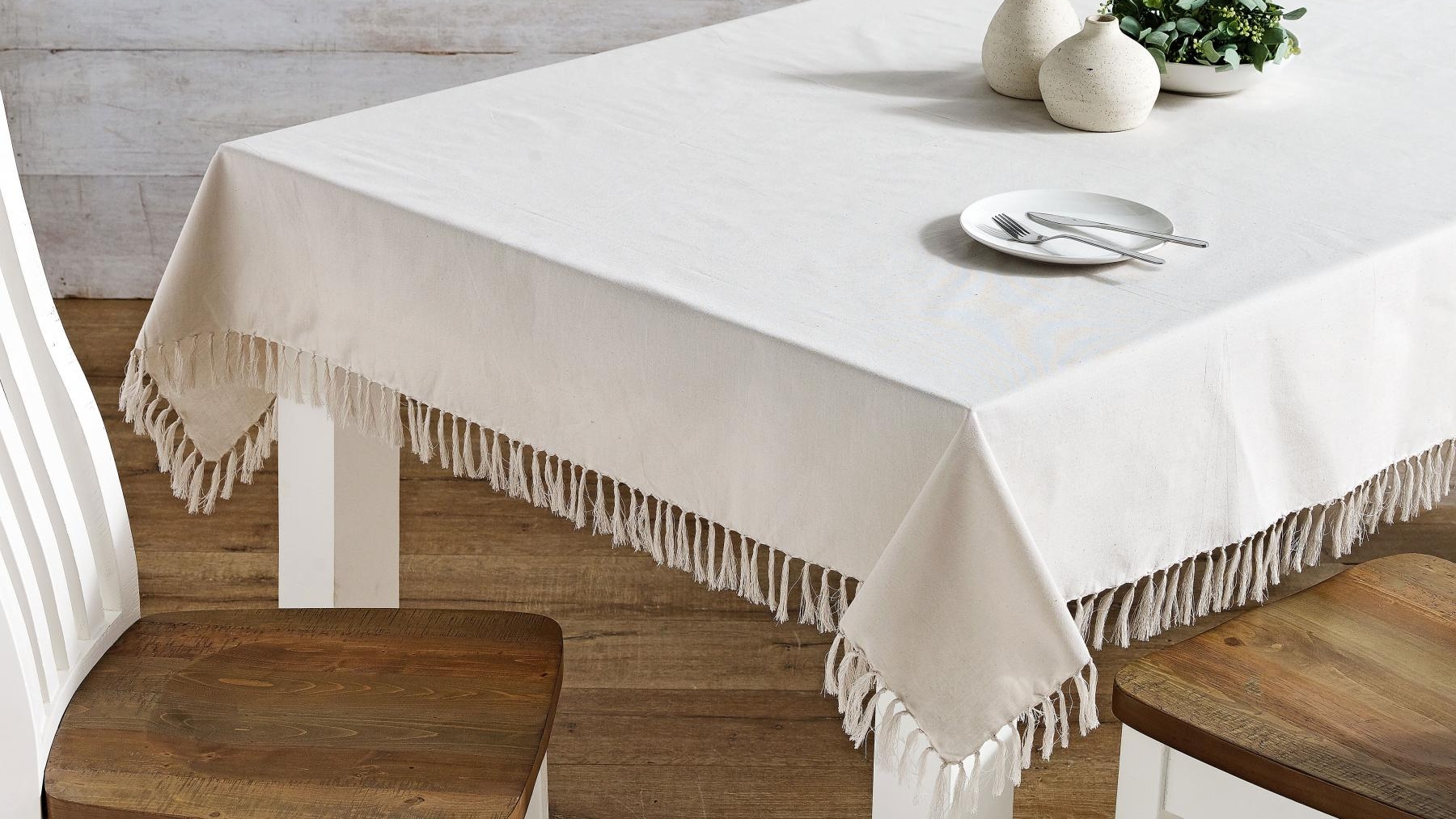 L'Avenue Fringed Stone Tablecloth - 150 x 230cm