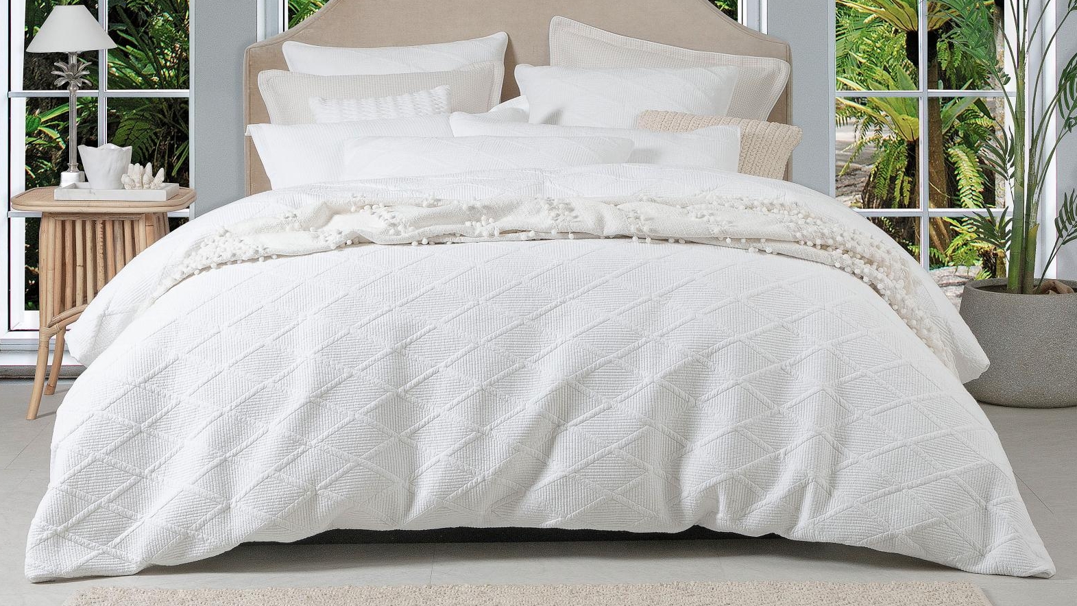 Farley White Quilt Cover Set - Queen